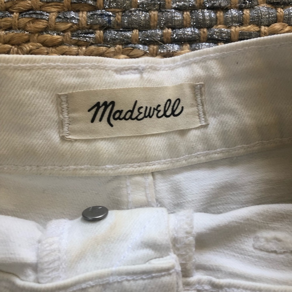 Shorts - Picture 4 of 4